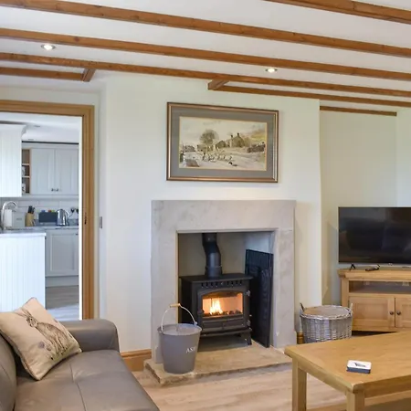 Holiday home Deer Park - Uk33360